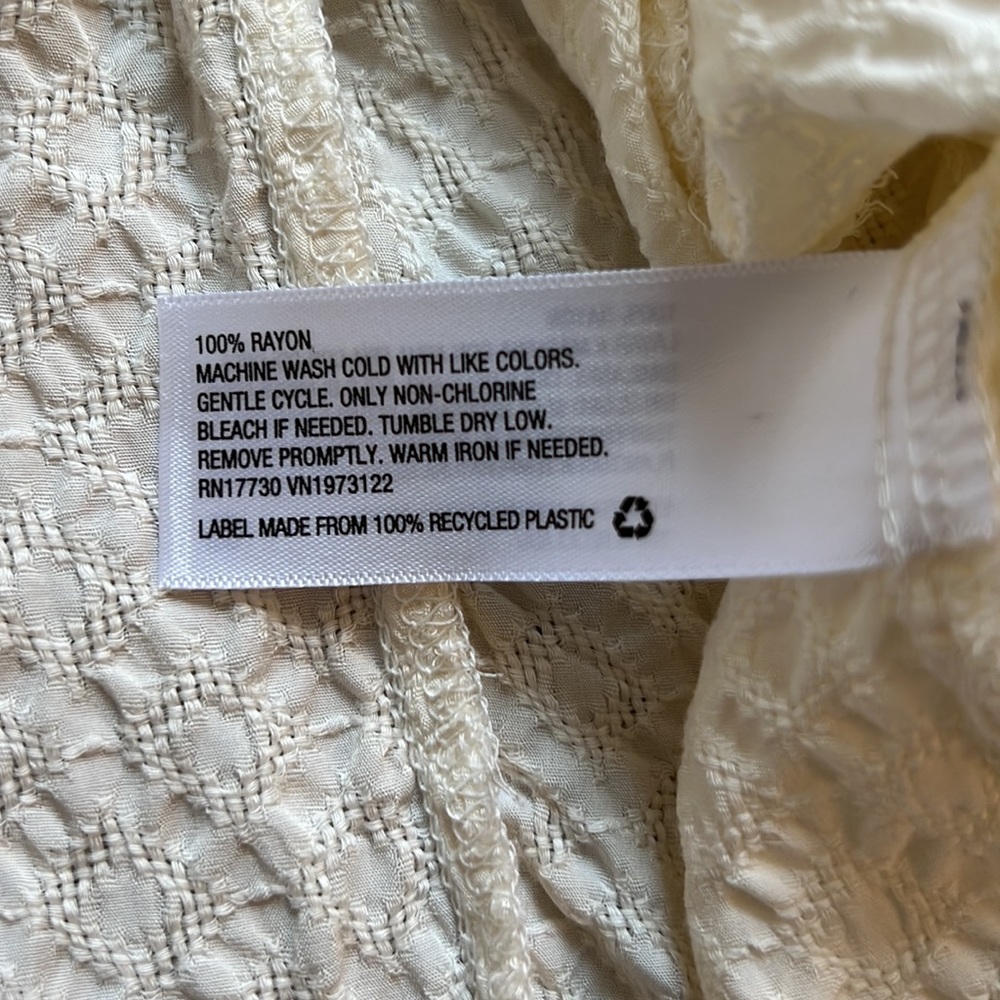 Universal Thread Blouse - Picture 5 of 8